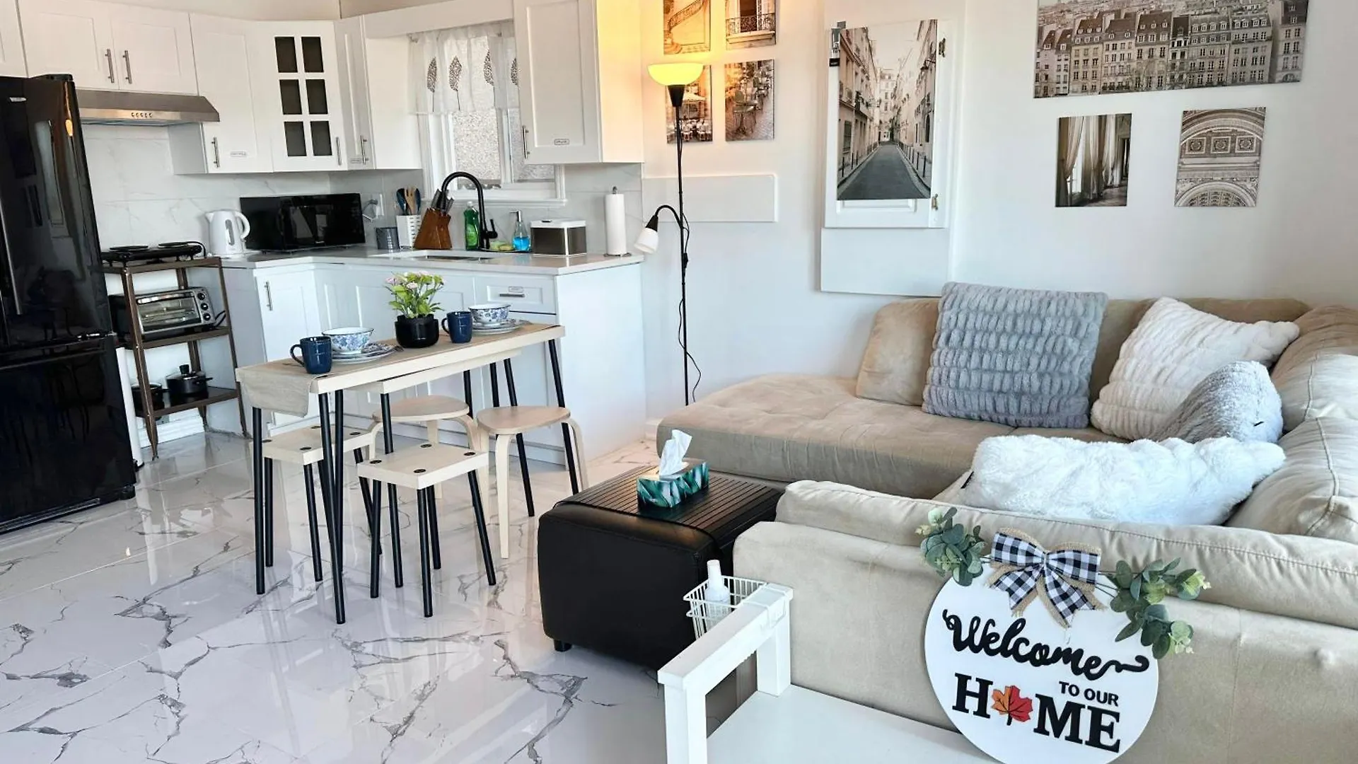Privatunterkunft 2Br 1Ba Guest Suite With King Bed - Free Parking - Renfrew Station - Central Location Vancouver