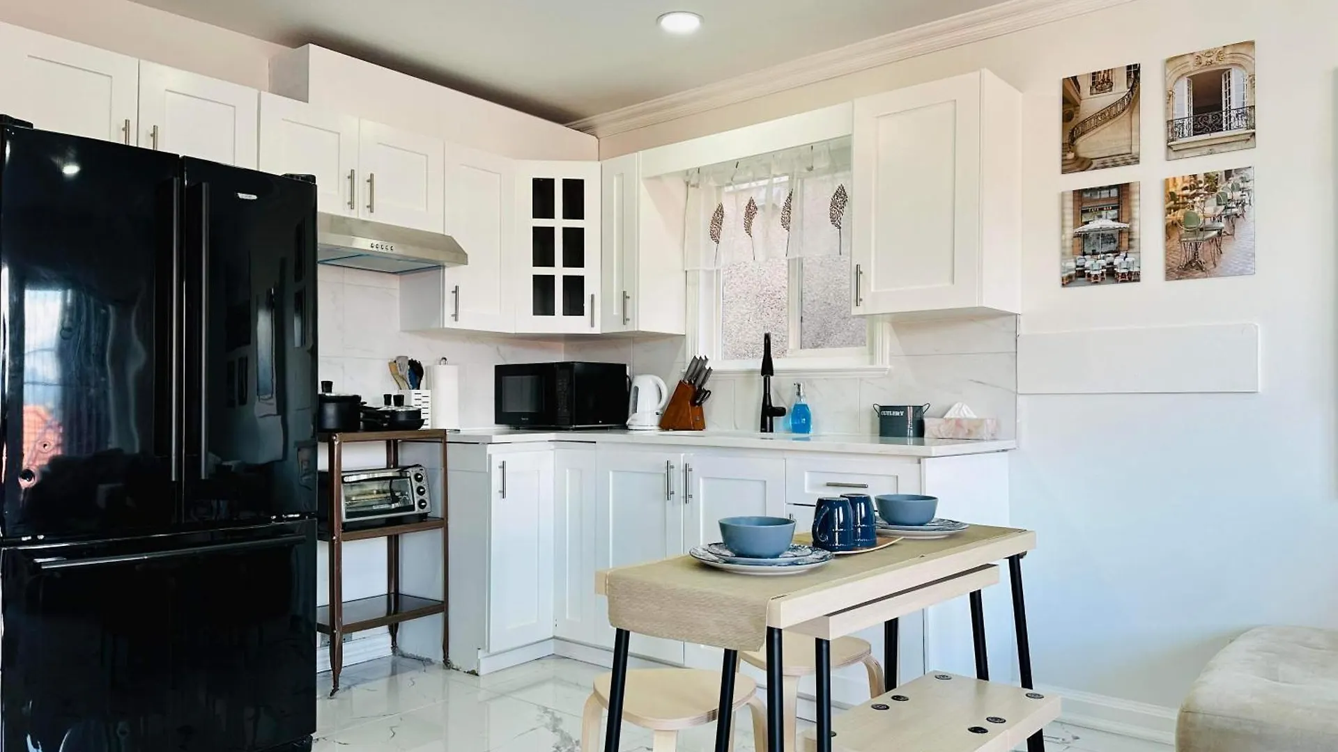2Br 1Ba Guest Suite With King Bed - Free Parking - Renfrew Station - Central Location Vancouver 0*,  Kanada